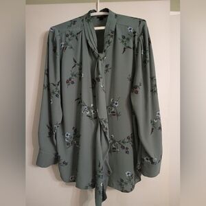 Ann Taylor Tie-Neck Blue Floral Button Up Blouse Size XXL